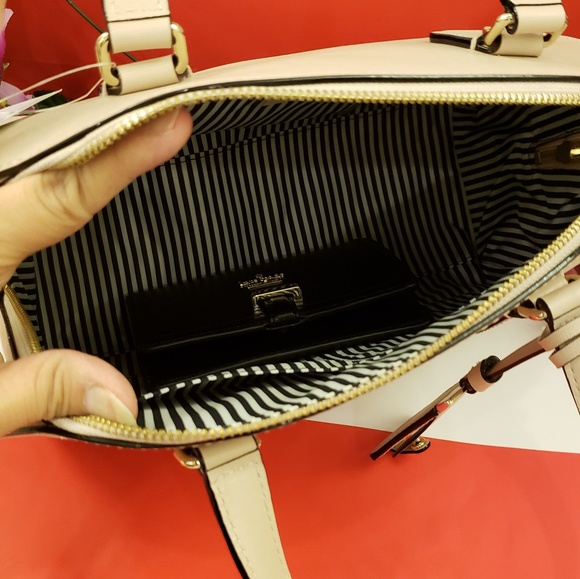Kate Spade purse shoulder / hand bag crossbody set